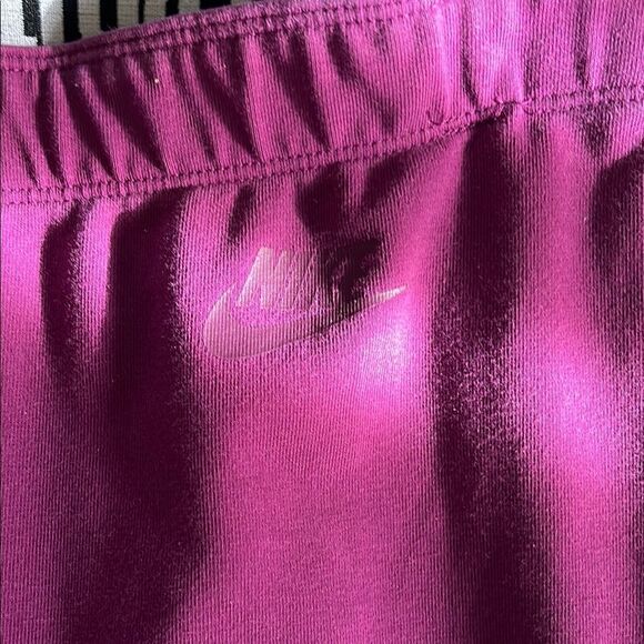 Nike Purple Leggings Soft Stretchy Fit size S GUC - Picture 7 of 8